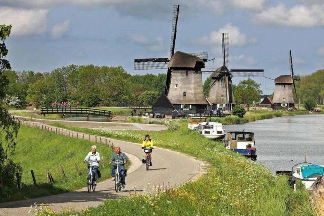 Stacaravan Op 5 Sterren Vakantiepark De Kuilart Friesland Aan Het Meer Met Zwembad 5P 237 Koudum Eksteriør bilde